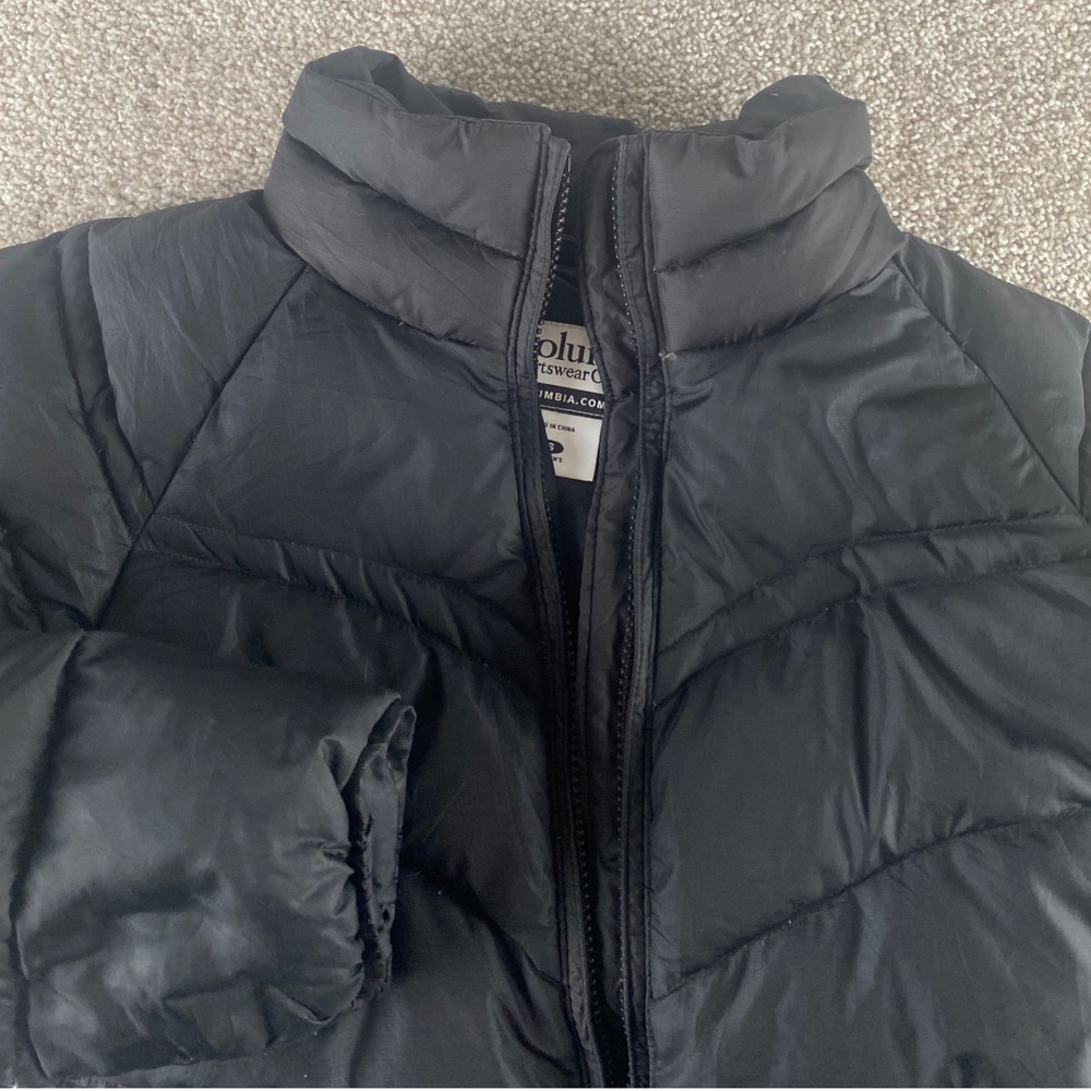 Columbia Sportswear Womens Small Black Down Puffer Jacket Full Zip Warm Preppy